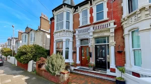 Read more about the article Moving House and Council Tax in 2025